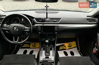 Лифтбек Skoda Superb 2016 в 
