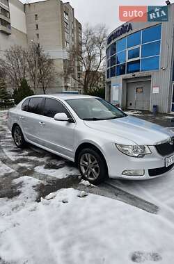 Лифтбек Skoda Superb 2010 в Харькове