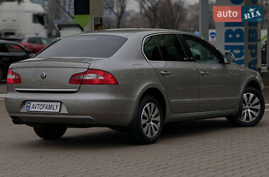 Ліфтбек Skoda Superb 2011 в Києві