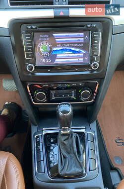 Лифтбек Skoda Superb 2013 в 