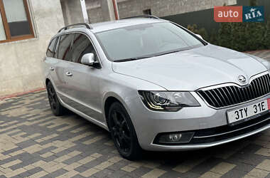 Універсал Skoda Superb 2015 в Мукачевому