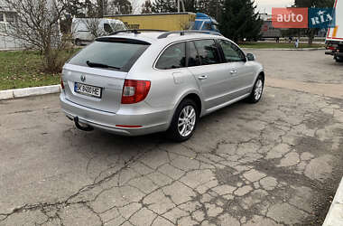 Універсал Skoda Superb 2012 в Рівному