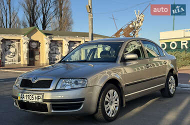 Лифтбек Skoda Superb 2004 в Черкассах