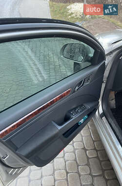 Лифтбек Skoda Superb 2012 в 