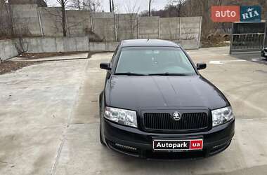 Ліфтбек Skoda Superb 2002 в Києві