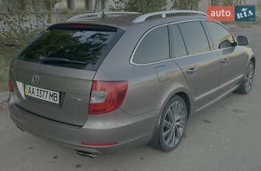 Універсал Skoda Superb 2012 в 