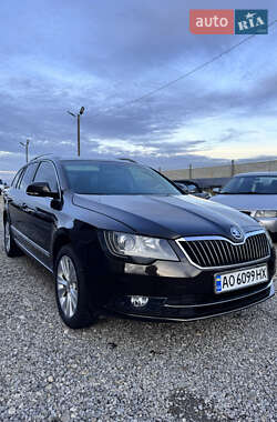 Універсал Skoda Superb 2015 в Виноградові