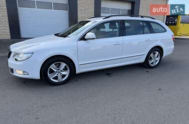 Універсал Skoda Superb 2010 в Луцьку