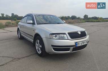 Лифтбек Skoda Superb 2006 в Хороле