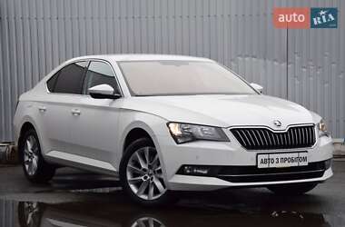 Ліфтбек Skoda Superb 2019 в Києві