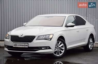 Лифтбек Skoda Superb 2019 в Киеве