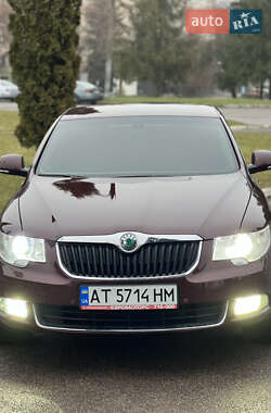 Ліфтбек Skoda Superb 2011 в Рівному