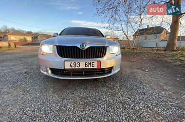 Универсал Skoda Superb 2010 в Мукачево