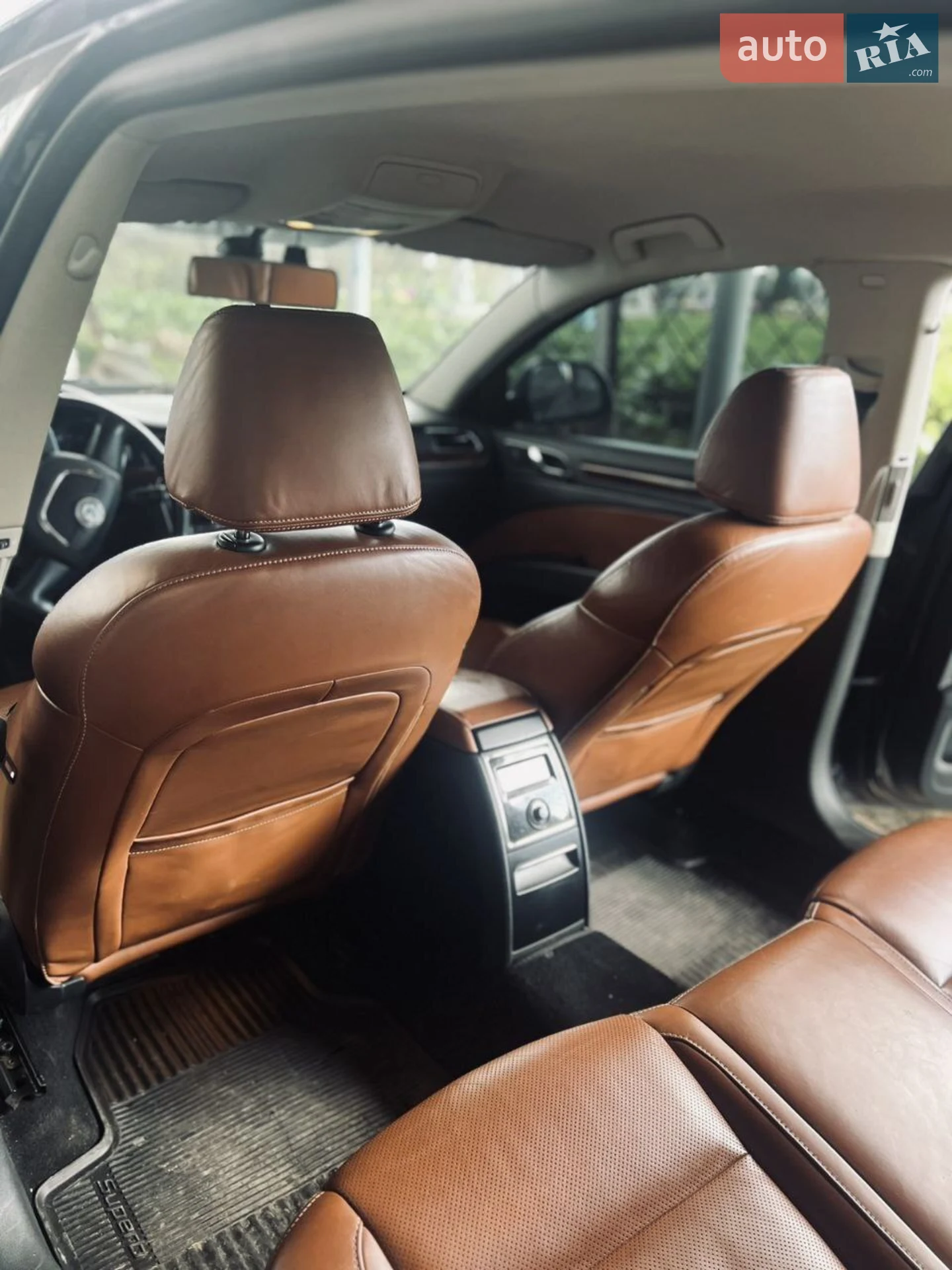 2010 Skoda Superb - мініатюра 12