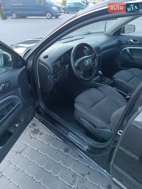 Ліфтбек Skoda Superb 2005 в Вінниці