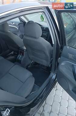 Лифтбек Skoda Superb 2005 в 