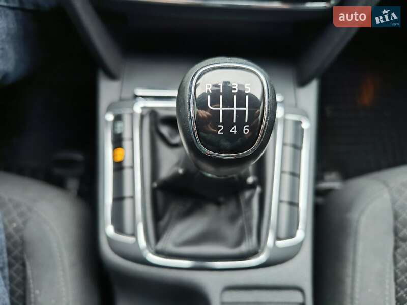 Универсал Skoda Superb 2014 в Мукачево
