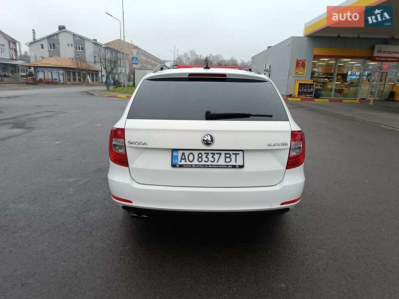 Универсал Skoda Superb 2014 в Мукачево