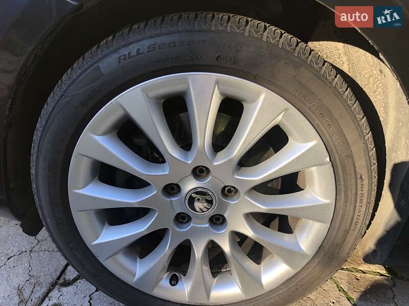 Універсал Skoda Superb 2015 в Одесі