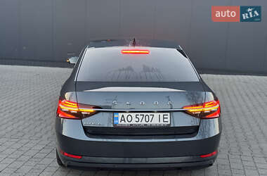 Ліфтбек Skoda Superb 2019 в 