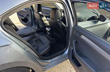 Ліфтбек Skoda Superb 2018 в 