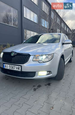 Лифтбек Skoda Superb 2010 в Киеве