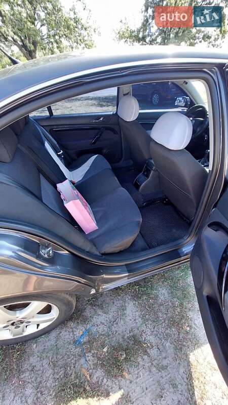 Лифтбек Skoda Superb 2005 в Броварах