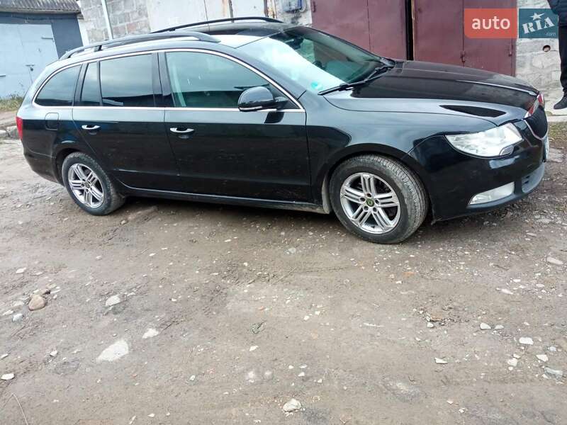 Универсал Skoda Superb 2010 в 