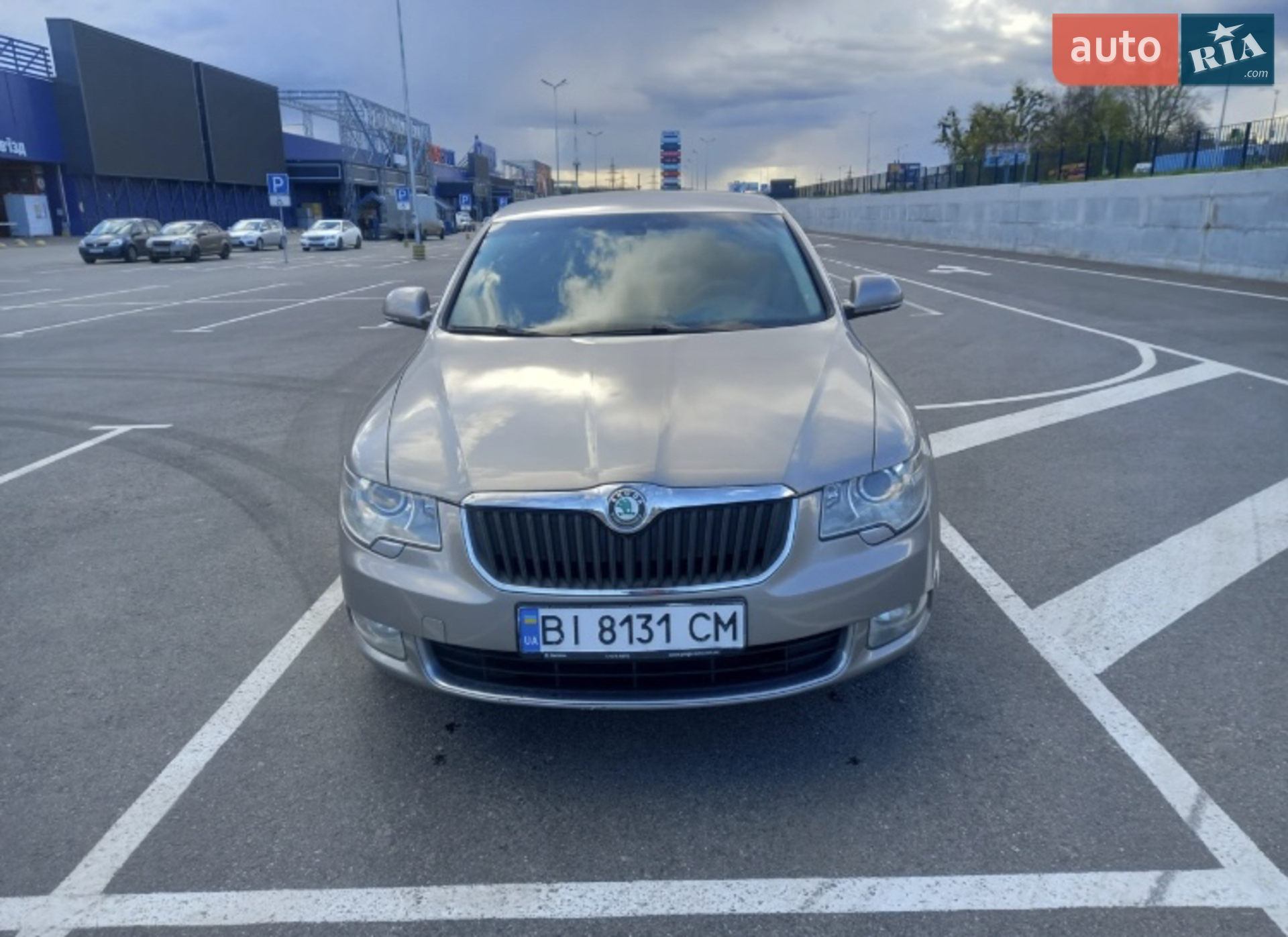 2012 Skoda Superb - мініатюра 2