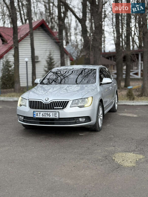 Ліфтбек Skoda Superb 2014 в Івано-Франківську