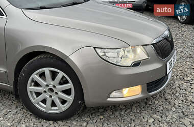 Универсал Skoda Superb 2010 в Стрые