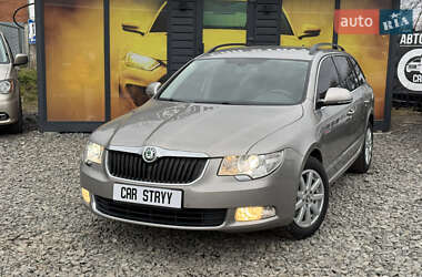 Универсал Skoda Superb 2010 в Стрые