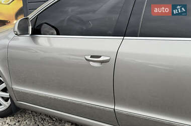 Универсал Skoda Superb 2010 в Стрые