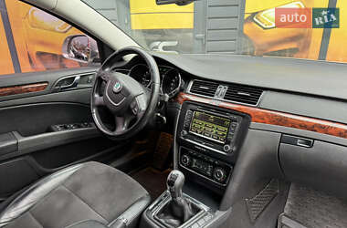 Универсал Skoda Superb 2010 в Стрые