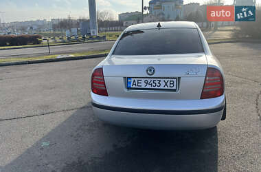 Лифтбек Skoda Superb 2005 в Кривом Роге