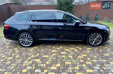 Универсал Skoda Superb 2020 в Киеве