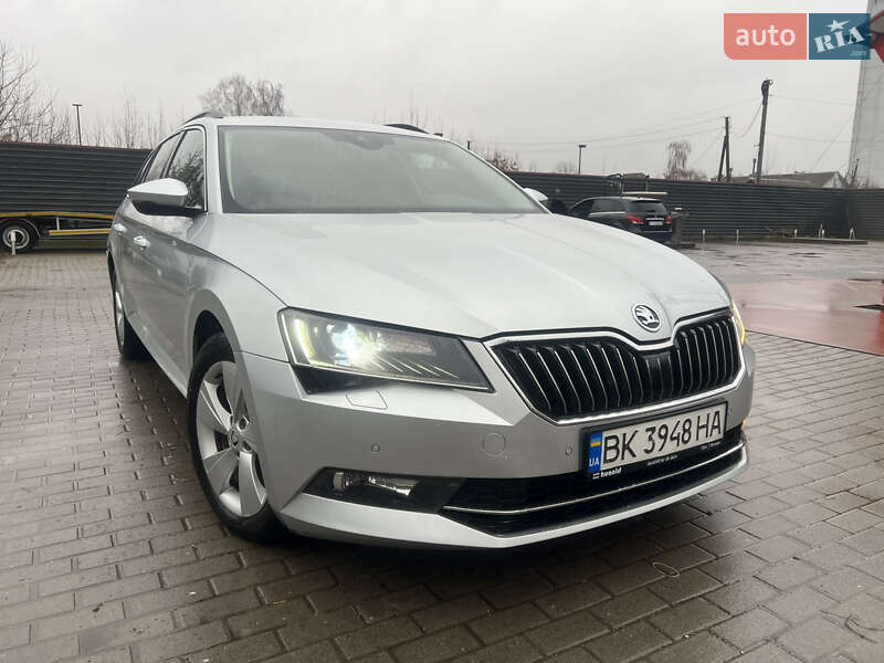 Універсал Skoda Superb 2016 в Радивиліві