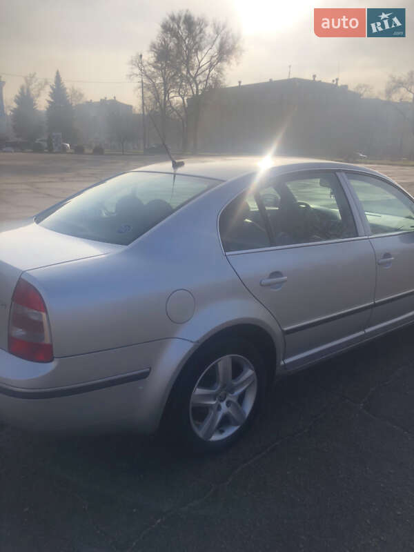 Лифтбек Skoda Superb 2007 в Запорожье