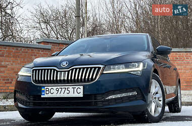 Лифтбек Skoda Superb 2020 в Дрогобыче