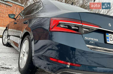 Лифтбек Skoda Superb 2020 в Дрогобыче