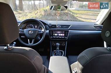 Лифтбек Skoda Superb 2019 в 
