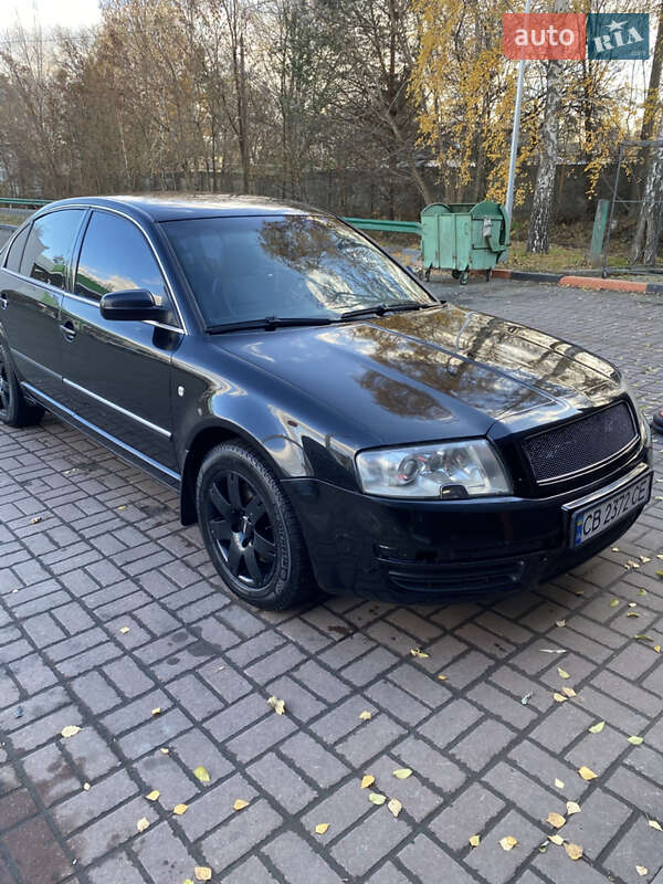 Ліфтбек Skoda Superb 2003 в Бобровиці