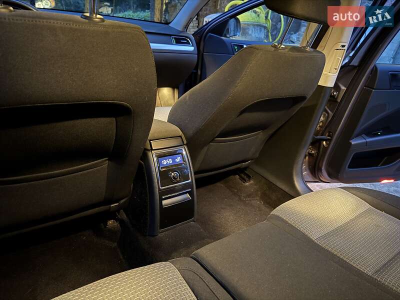 Універсал Skoda Superb 2012 в Києві