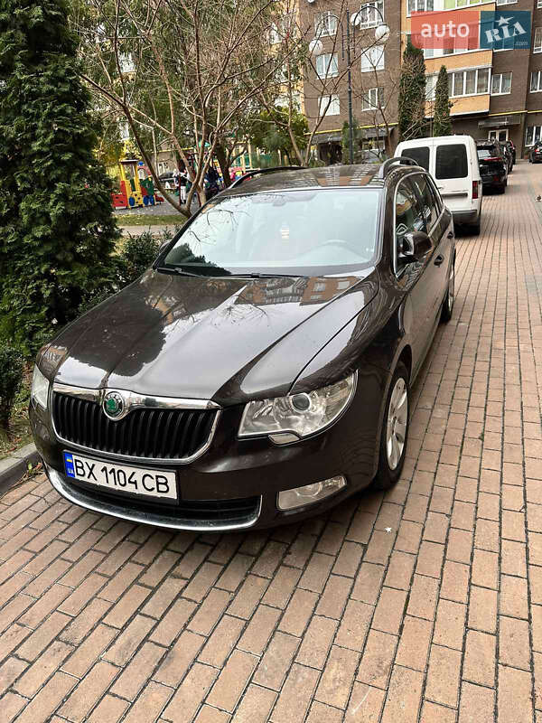 Универсал Skoda Superb 2012 в Хмельницком