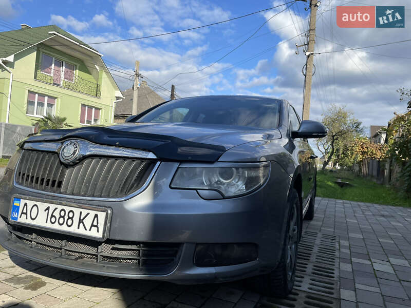 Лифтбек Skoda Superb 2008 в Ужгороде
