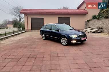 Універсал Skoda Superb 2010 в Рівному