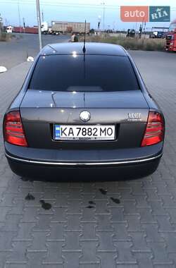 Ліфтбек Skoda Superb 2002 в Одесі