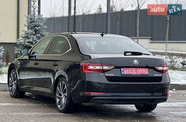 Ліфтбек Skoda Superb 2016 в Луцьку