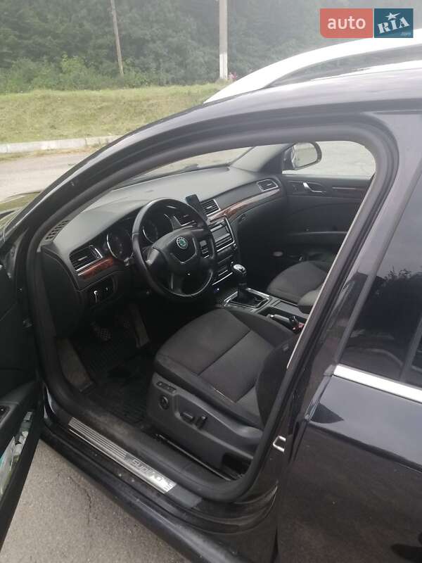 Универсал Skoda Superb 2010 в Виннице