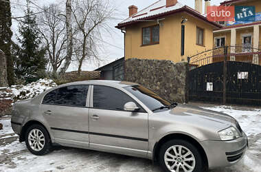 Лифтбек Skoda Superb 2008 в Львове